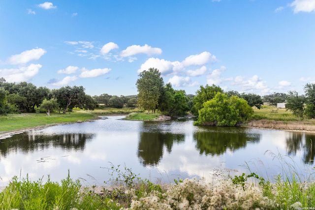 283 Hills Of Bandera, Bandera, TX 78003