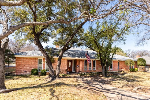 1410 Woodbine Street, Arlington, TX 76012