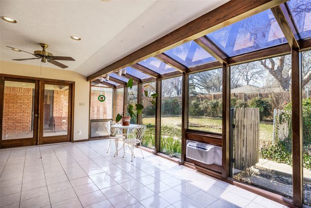 1410 Woodbine Street, Arlington, TX 76012