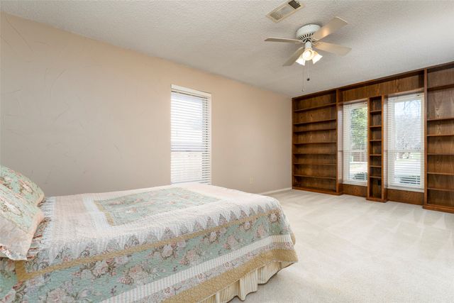 1410 Woodbine Street, Arlington, TX 76012