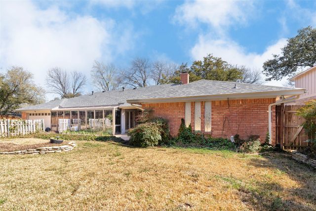 1410 Woodbine Street, Arlington, TX 76012