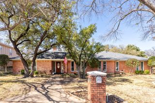 1410 Woodbine Street, Arlington, TX 76012