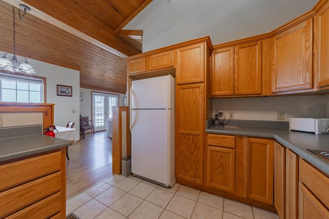 1927 Laurel Lake Dr, Monteagle, TN 37356