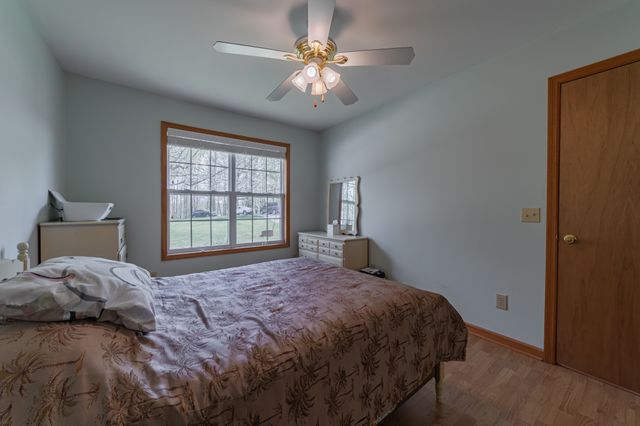 1927 Laurel Lake Dr, Monteagle, TN 37356