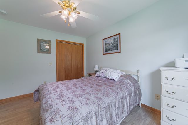 1927 Laurel Lake Dr, Monteagle, TN 37356