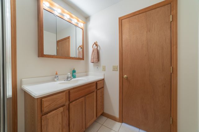 1927 Laurel Lake Dr, Monteagle, TN 37356