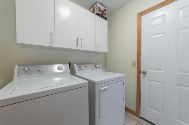 1927 Laurel Lake Dr, Monteagle, TN 37356