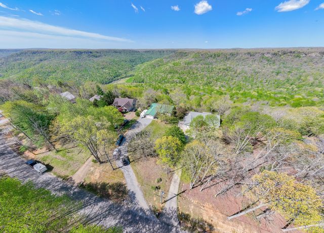 1927 Laurel Lake Dr, Monteagle, TN 37356