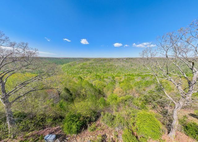 1927 Laurel Lake Dr, Monteagle, TN 37356