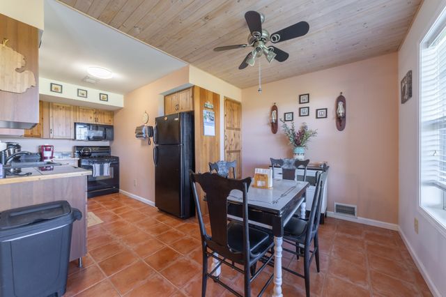 1927 Laurel Lake Dr, Monteagle, TN 37356