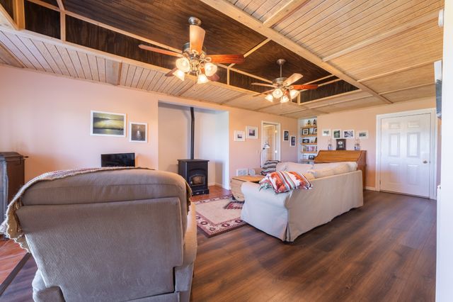 1927 Laurel Lake Dr, Monteagle, TN 37356