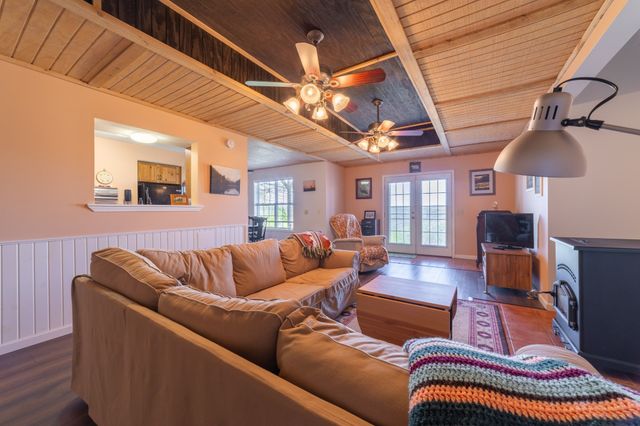 1927 Laurel Lake Dr, Monteagle, TN 37356