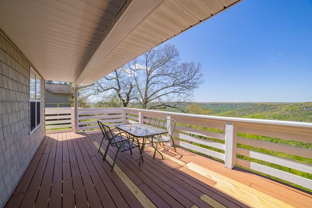 1927 Laurel Lake Dr, Monteagle, TN 37356