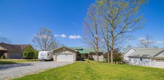 1927 Laurel Lake Dr, Monteagle, TN 37356