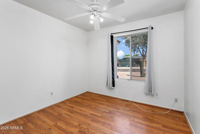 841 E PARADISE Lane, Phoenix, AZ 85022