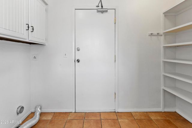841 E PARADISE Lane, Phoenix, AZ 85022
