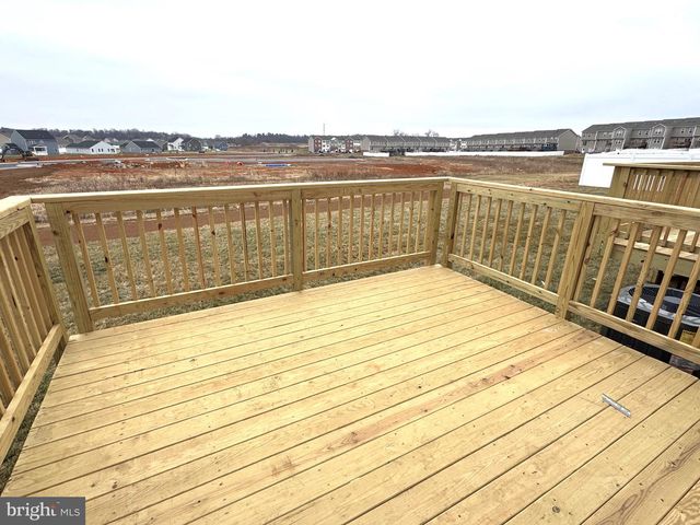 160 OLGA DR, Martinsburg, WV 25403