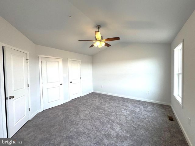 160 OLGA DR, Martinsburg, WV 25403