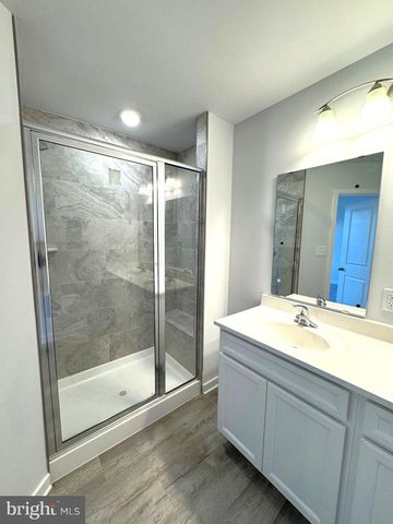 160 OLGA DR, Martinsburg, WV 25403