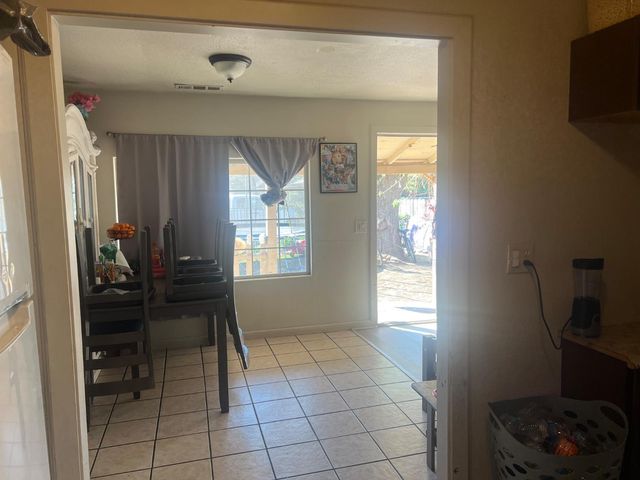 1514 Eureka St, Modesto, CA 95358