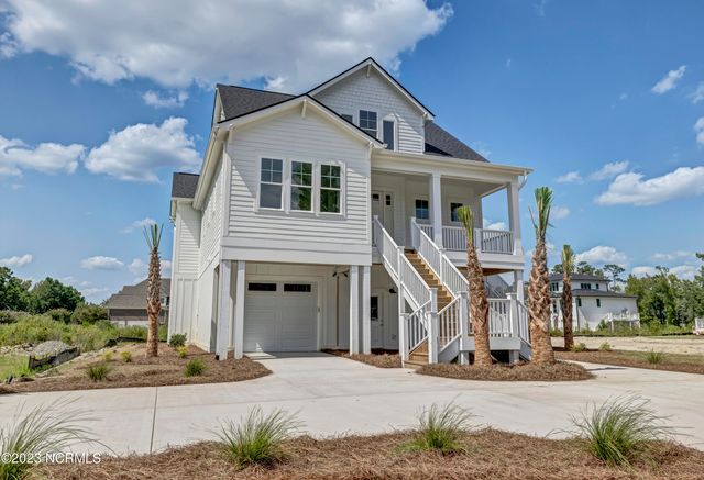 917 Bayshore Drive, Wilmington, NC 28411