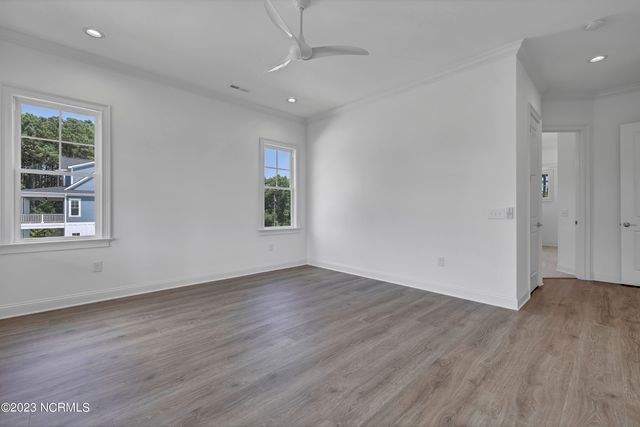 917 Bayshore Drive, Wilmington, NC 28411