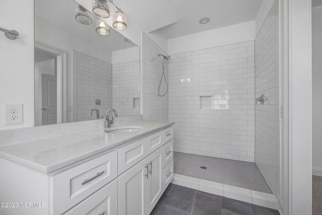 917 Bayshore Drive, Wilmington, NC 28411