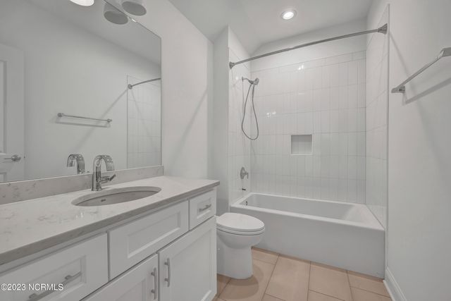 917 Bayshore Drive, Wilmington, NC 28411