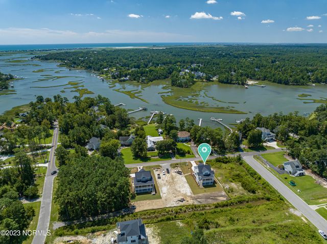 917 Bayshore Drive, Wilmington, NC 28411
