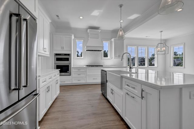 917 Bayshore Drive, Wilmington, NC 28411