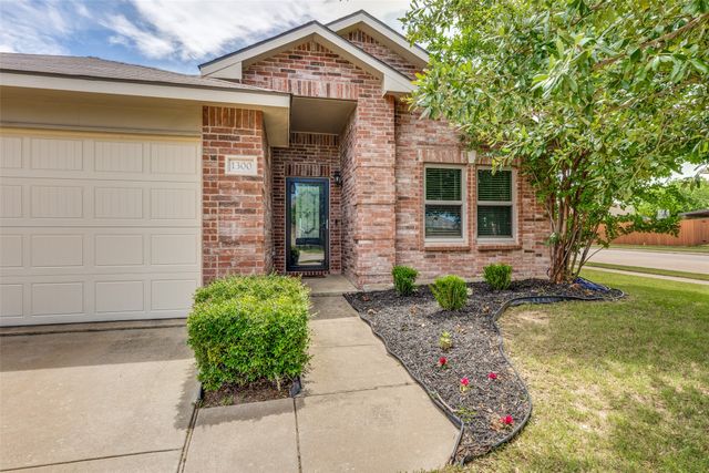 1300 Elkford Lane, Fort Worth, TX 76247