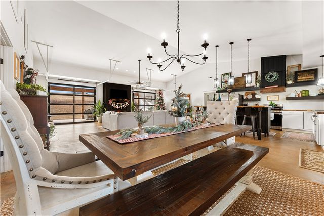 411 Sweetwater Club Drive, Seneca, SC 29672