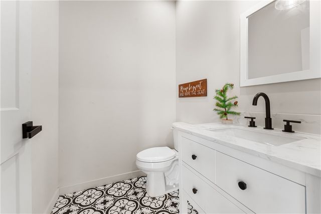 411 Sweetwater Club Drive, Seneca, SC 29672