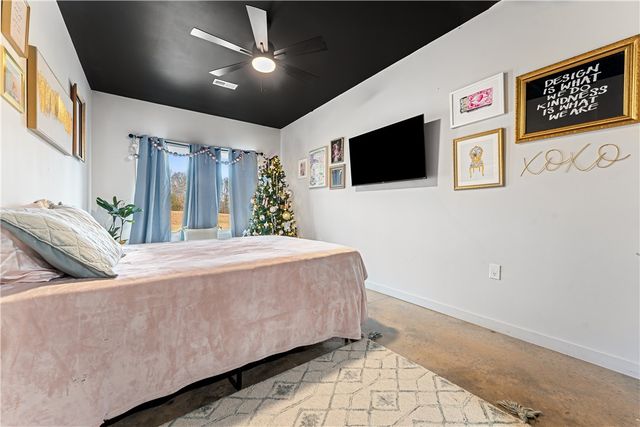 411 Sweetwater Club Drive, Seneca, SC 29672