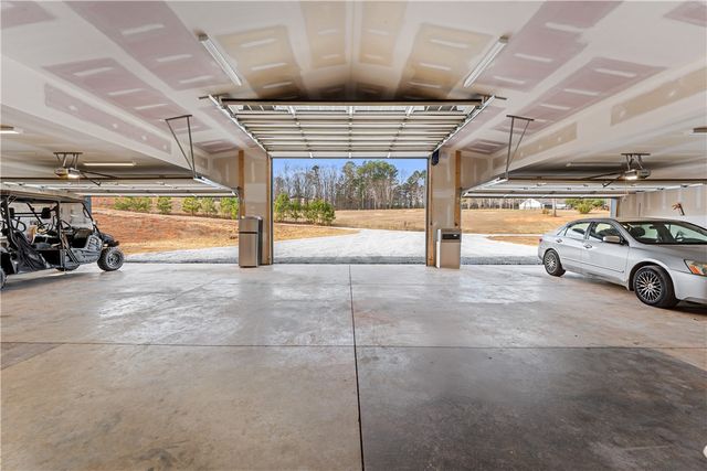 411 Sweetwater Club Drive, Seneca, SC 29672