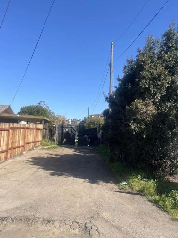 1027 Jefferson Ave, Chula Vista, CA 91911