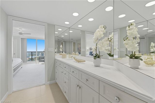 4901 Gulf Shore BLVD N 2101, Naples, FL 34103