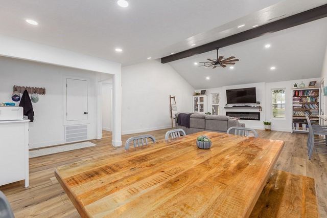 304 Hosea Forrest Road, Huntington, TX 75949