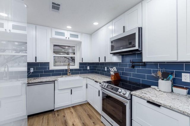 304 Hosea Forrest Road, Huntington, TX 75949