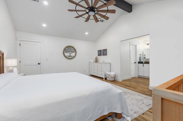 304 Hosea Forrest Road, Huntington, TX 75949