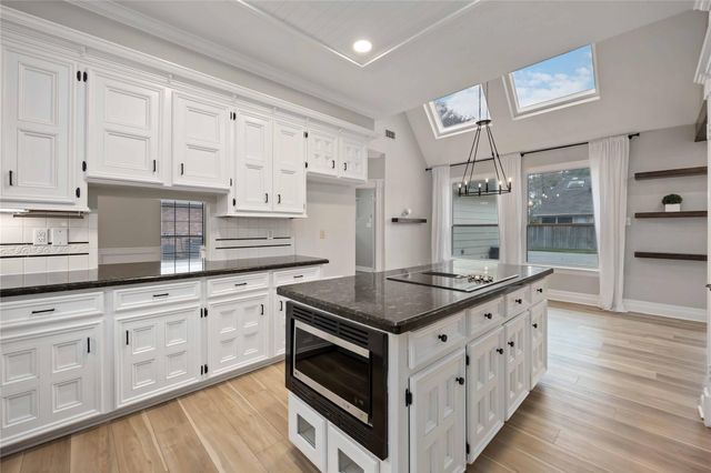 2810 Four Pines Drive, Houston, TX 77345