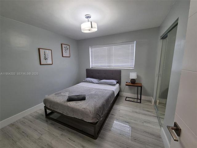 4740 SW 43rd Avenue, Dania Beach, FL 33314