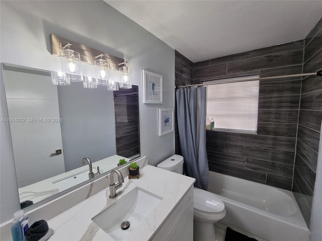 4740 SW 43rd Avenue, Dania Beach, FL 33314
