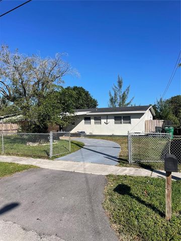 4740 SW 43rd Avenue, Dania Beach, FL 33314