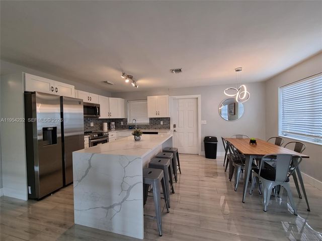 4740 SW 43rd Avenue, Dania Beach, FL 33314