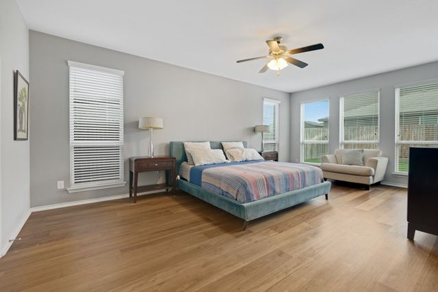 15724 Barton Ridge Drive, Fort Worth, TX 76177