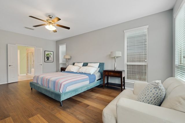 15724 Barton Ridge Drive, Fort Worth, TX 76177