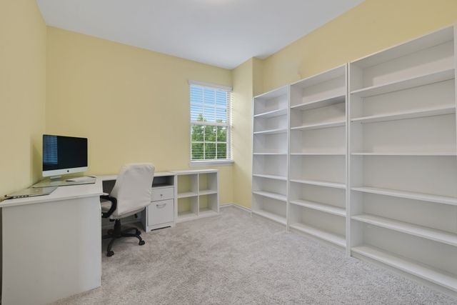 15724 Barton Ridge Drive, Fort Worth, TX 76177