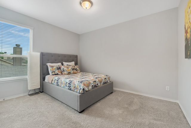 15724 Barton Ridge Drive, Fort Worth, TX 76177