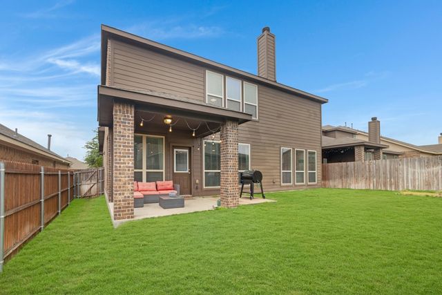 15724 Barton Ridge Drive, Fort Worth, TX 76177